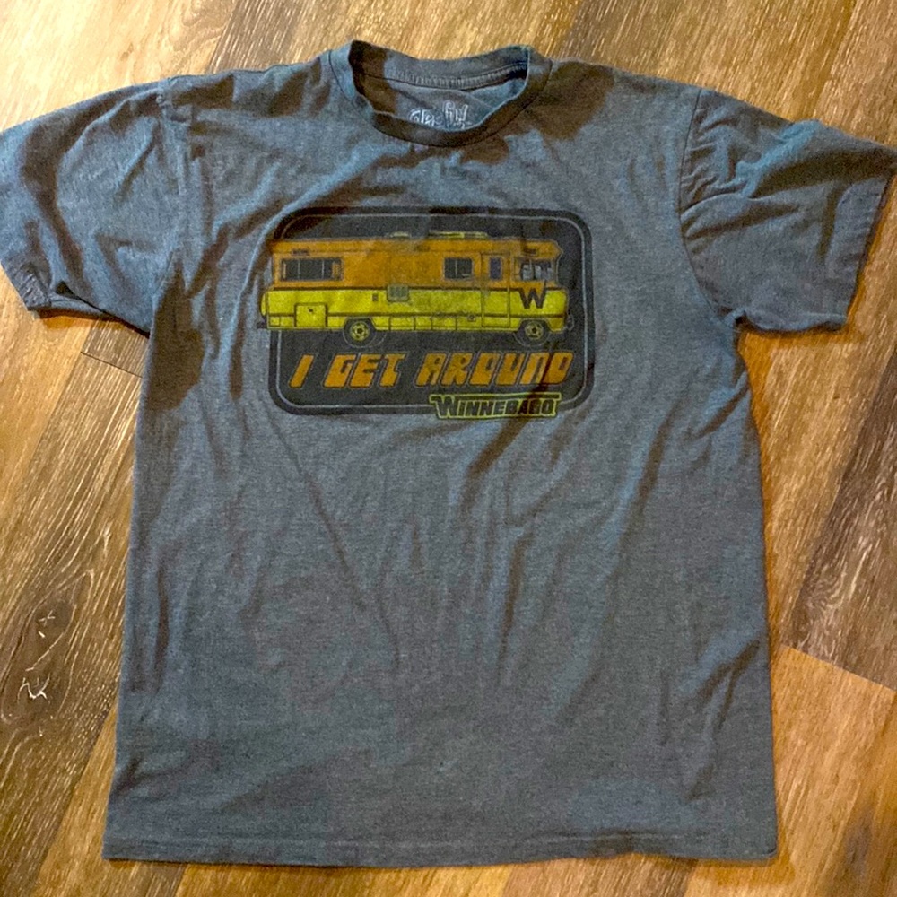 Winnebago “I Get Around”  T-Shirt!  Men’s Large